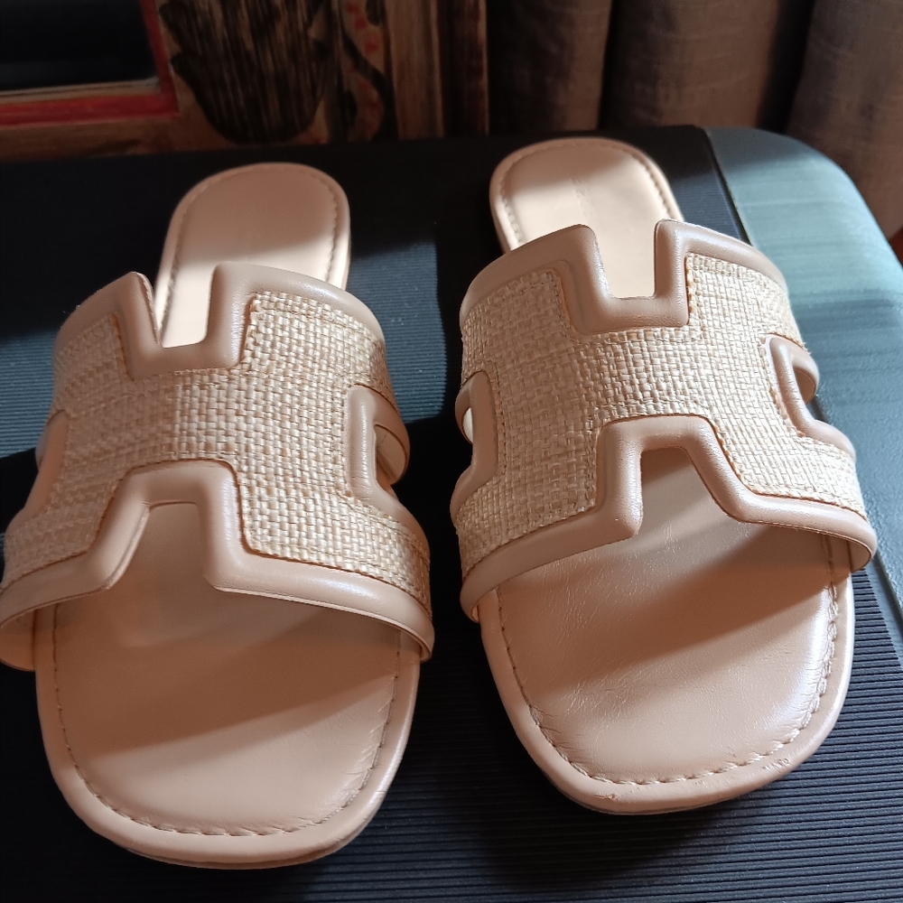 BAMBOO Brand Open Toe Sandal